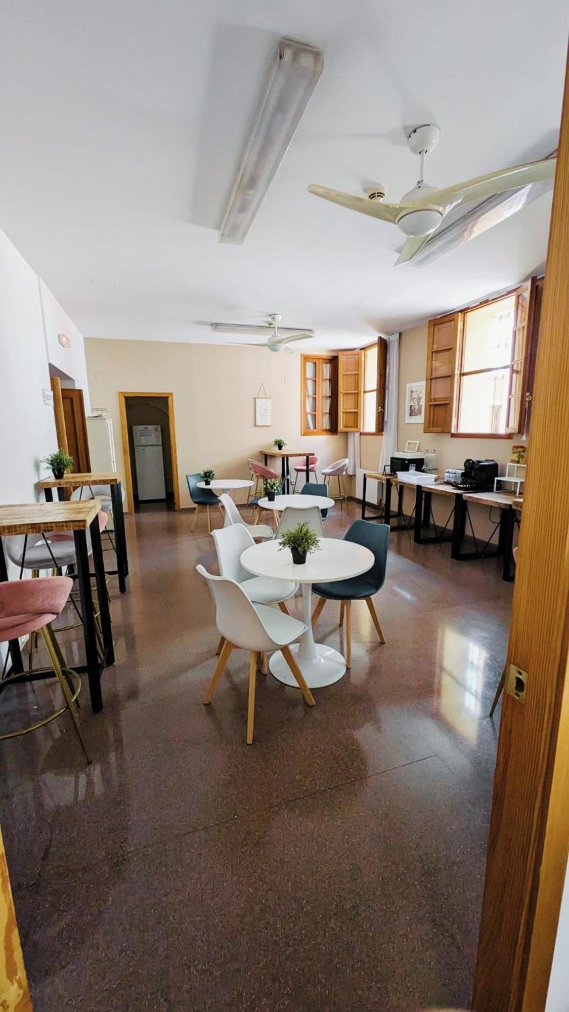 Hostal El Convent De Moncada Exteriér fotografie