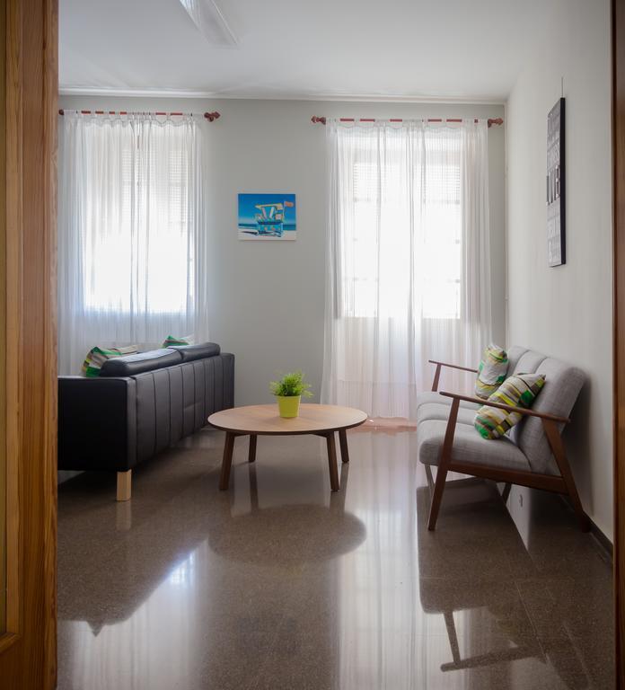 Hostal El Convent De Moncada Exteriér fotografie